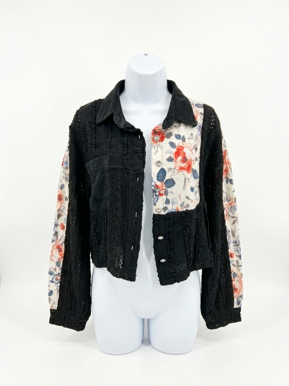 NEW POL ava button down cropped layering top in black